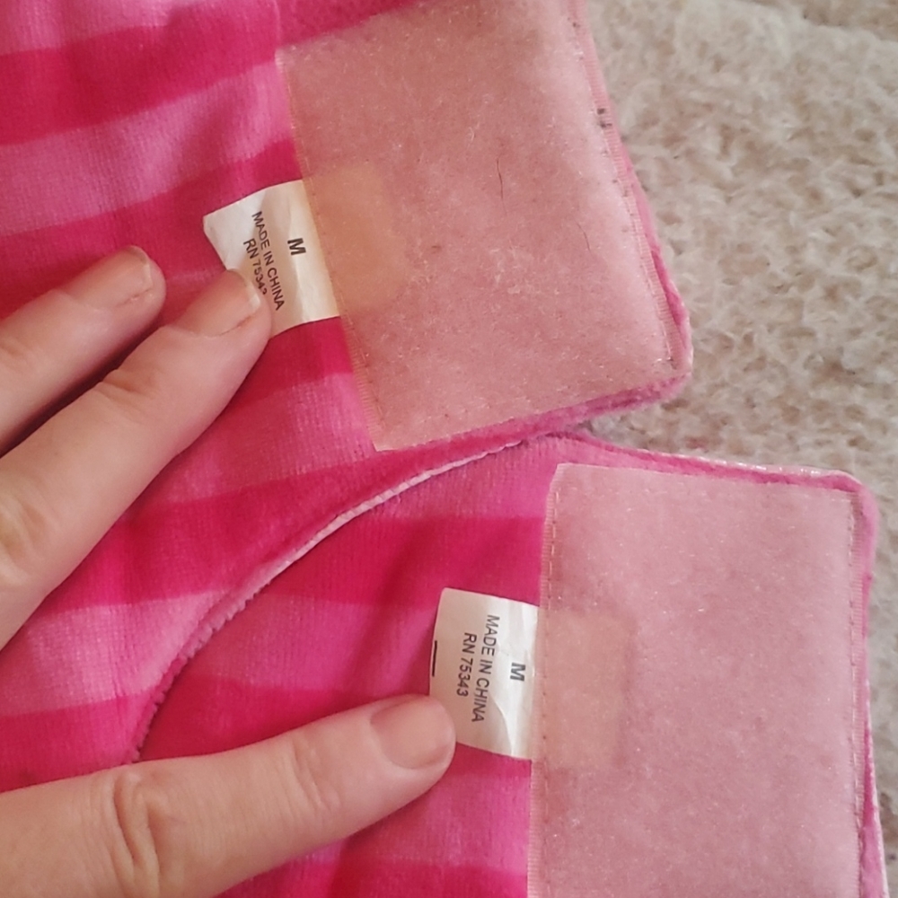 ●SOLD● Frou-Frou 💝 Valentine Heart Pink dog coat - Picture 9 of 16